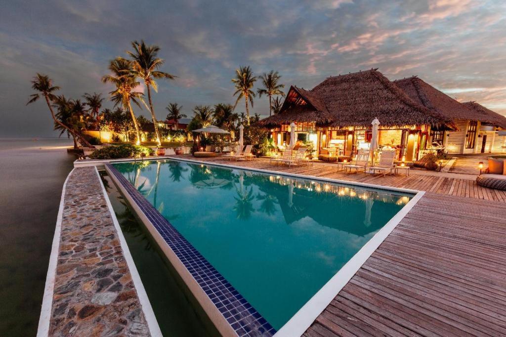 Isla Cabana Resort General Luna  Extérieur photo